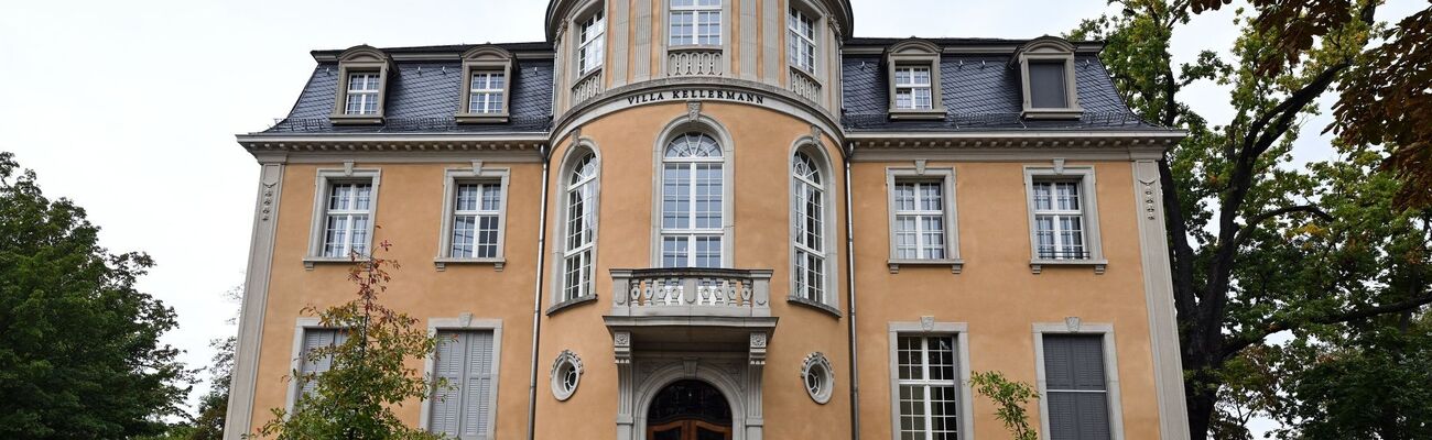 Günther Jauch eröffnete die «Villa Kellermann» vor fünf Jahren - jetzt muss er schließen., © Soeren Stache/dpa