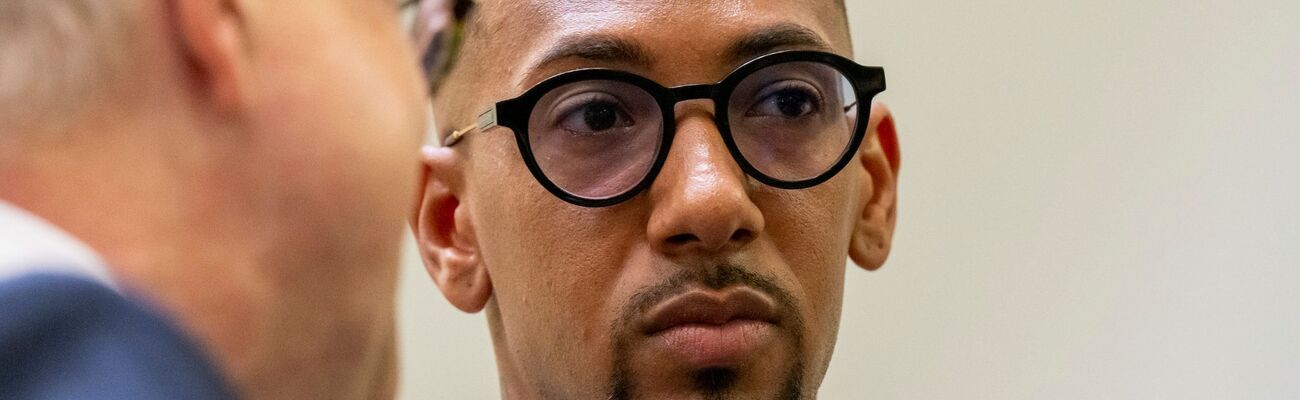 Jerome Boateng war vom Gericht schuldig gesprochen und verwarnt worden. Die Staatsanwaltschaft hat ihre Revision zurückgenommen. (Archivbild), © Peter Kneffel/dpa