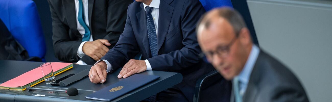 Friedrich Merz wird Kanzlerkandidat der Union. Aber was ist mit Habeck und Scholz?, © Michael Kappeler/dpa