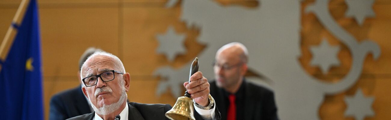 Er steht im Mittelpunkt des Polittheaters im Thüringer Landtag: AfD-Alterspräsident Jürgen Treutler., © Martin Schutt/dpa