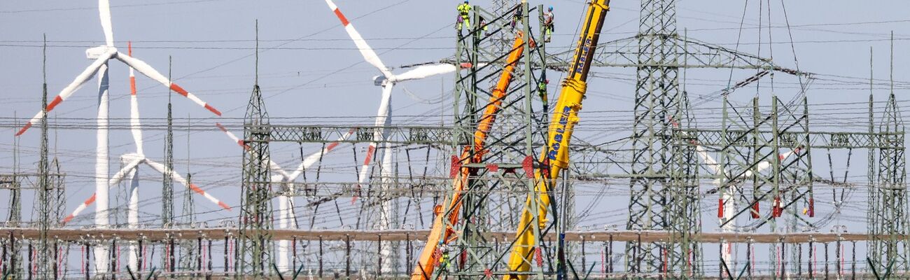 Die Netzentgelte für das Höchstspannungsnetz sollen 2025 steigen. (Archivbild), © Jan Woitas/dpa