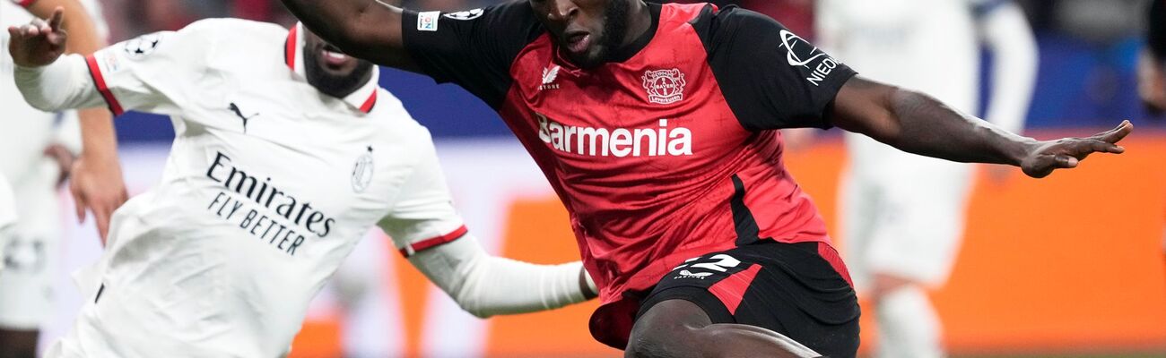 Kurz danach jubelten alle Leverkusen-Fans: Victor Boniface trifft zum 1:0., © Michael Probst/AP/dpa