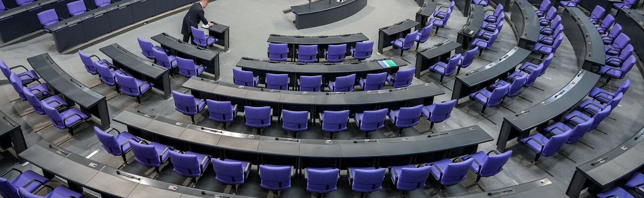 Einer aktuellen Umfrage zufolge gibt es bei den Zustimmungswerten der Parteien derzeit kaum Veränderungen. (Archivbild), © Kay Nietfeld/dpa