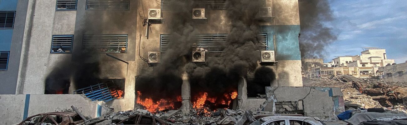 Bei einem israelischen Raketenangriff auf ein Haus in Beit Lahia im n, © Hadi Daoud/APA Images via ZUMA Press Wire/dpa