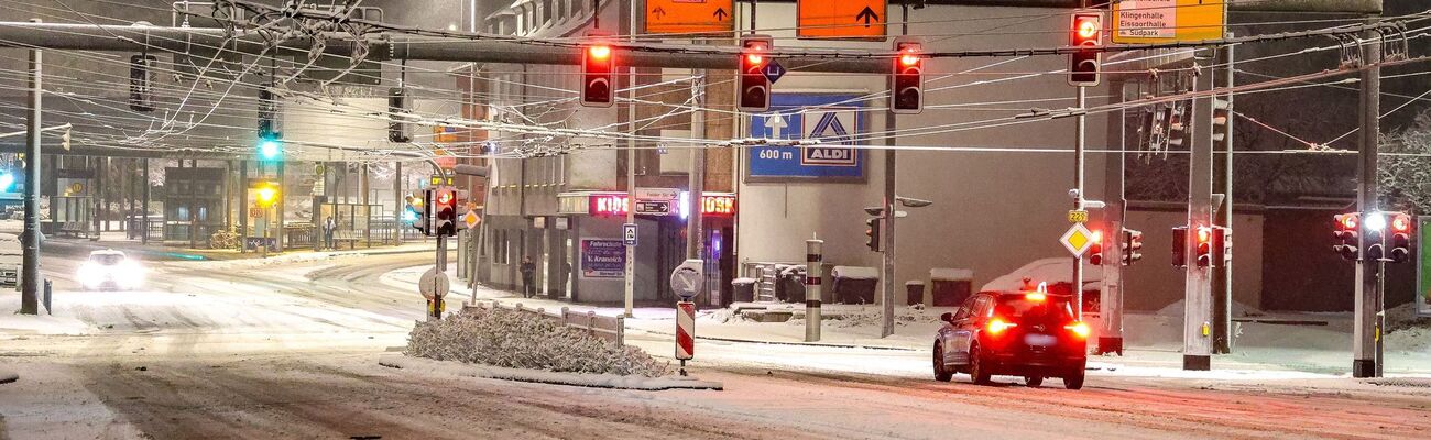 In Nordrhein-Westfalen bleibt es winterlich. , © Gianni Gattus/dpa