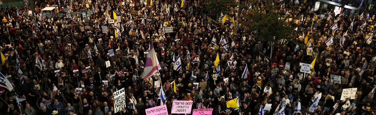 Israelis in Tel Aviv demonstrieren für ein Geisel-Abkommen. , © Maya Alleruzzo/AP