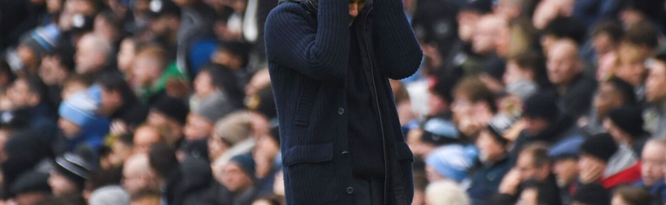 Pep Guardiola verzweifelt an der Krise von Manchester City., © Rui Vieira/AP/dpa