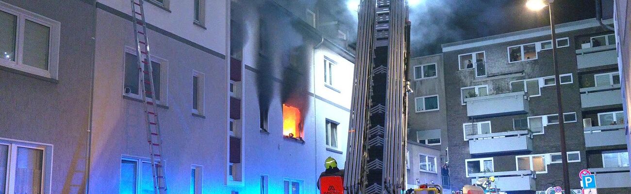 Ursache für den schweren Brand in Bottrop war laut Polizei ein Unglücksfall. (Archivbild), © M. Weber/WTVnews_Bottrop/dpa