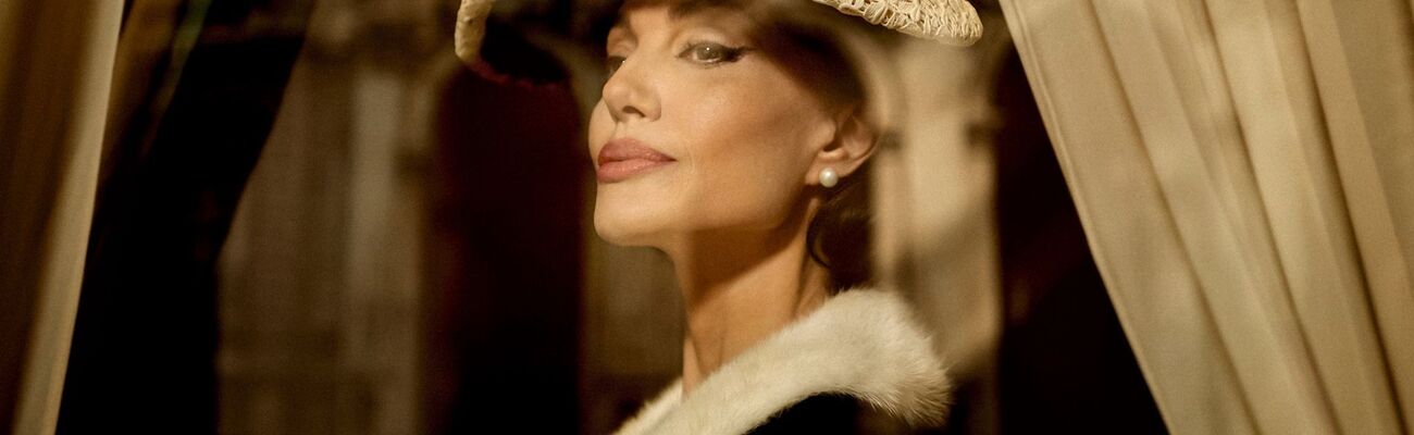 Angelina Jolie spielt Maria Callas. (Foto Handout), © Pablo Larraín/Netflix via AP/dpa