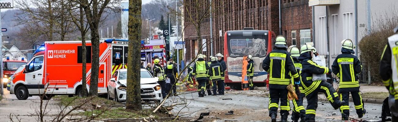 Mehrere Personen sind schwer verletzt worden., © Alex Talash/dpa