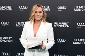 Kate Winslet bekommt den Ehrenpreis des Filmfests München, den CineMerit Award., © Felix Hörhager/dpa