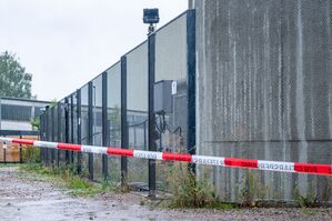 Einer von vier aus dem BKH Straubing geflohenen Straftätern ist gefasst worden., © Armin Weigel/dpa