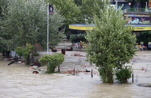 Das unwetterbedingte Hochwasser hat nun auch Wien erreicht. , © Heinz-Peter Bader/AP/dpa