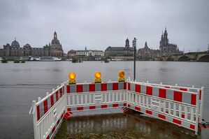 Auch in Dresden sind die Pegelstände zu hoch., © Robert Michael/dpa