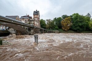 Ganze Regionen in Tschechien leiden unter einem Jahrhunderthochwasser., © Taneèek David/CTK/dpa