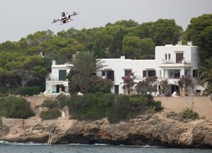 In Valencia werden diese Drohnen seit Jahren erfolgreich eingesetzt. (Foto Produktion), © Clara Margais/dpa