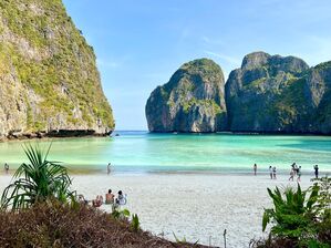 Die Maya Bay gilt als einer der schönsten Strände der Welt. (Archivbild) , © Carola Frentzen/dpa