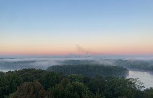 Das heitere Wetter mit milden Temperaturen hält sich in Nordrhein-Westfalen bis in den Sonntag., © Ulf Zimmermann/dpa