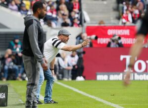 Daniel Thioune betreute die Fortuna als Trainer zum 100. Mal., © Roland Weihrauch/dpa