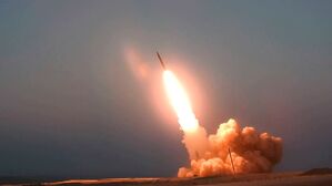 Die EU und ihre Partner sind überzeugt, dass der Iran Russland ballistische Raketen geliefert hat. (Archivbild), © Uncredited/Iranian Defense Ministry/AP/dpa