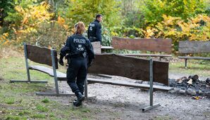 Ein 19-Jähriger ist nach einer Party auf einem Campingplatz an der Ilmenau verschwunden. Die Polizei sucht nach dem Studenten. , © Philipp Schulze/dpa