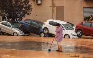 Besonders schlimm ist die Lage in der auch bei Urlaubern sehr beliebten Region Valencia, aber auch andere Mittelmeer-Anrainer-Regionen wie Andalusien und Murcia sind schwer betroffen., © Rober Solsona/EUROPA PRESS/dpa