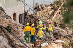 Für die Tragödie war der sogenannte «Kalte Tropfen» verantwortlich. Es handelt sich um ein Wetterphänomen, das vor allem in der spanischen Mittelmeerregion in den Monaten September und Oktober häufig auftritt., © Víctor Fernández/EUROPA PRESS/dpa