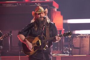 Chris Stapleton nimmt drei CMA-Trophäen mit nach Hause. , © George Walker IV/Invision via AP/dpa