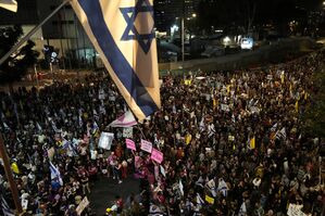 Israelis in Tel Aviv demonstrieren für ein Geisel-Abkommen. , © Maya Alleruzzo/AP