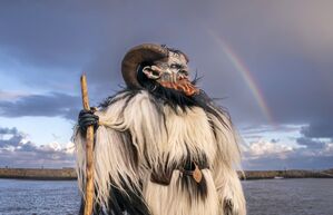 Krampus jagt nicht nur Kindern Angst und Schrecken ein. (Archivbild), © Danny Lawson/PA Wire/dpa