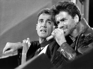 Die erhoffte Weihnachts-Nummer-Eins blieb Wham! 1984 verwehrt. Aber George Michael stand dafür mit Band Aid an der Chartspitze. (Archivfoto) , © -/PA/epa/dpa