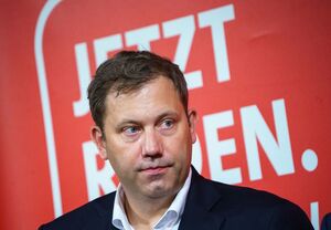 SPD-Chef Klingbeil vermisst eine Gegenfinanzierung der Unionsversprechen. , © Andreas Arnold/dpa