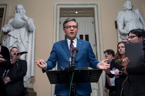 Der republikanische Vorsitzende des Repräsentantenhauses, Mike Johnson, muss nun einen Ausweg finden., © J. Scott Applewhite/AP/dpa