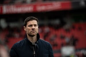  Xabi Alonso beendet «ein gutes Jahr in der besten Art und Weise» beenden., © Fabian Strauch/dpa