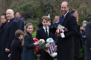 Für Kate und Williams Kinder gab es Geschenke., © Jon Super/AP/dpa