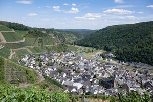 Zu den Top-Zielen '25 gehört für das Magazin «Condé Nast Traveller» das im Juli 2021 weitgehend zerstörte Ahrtal in Rheinland-Pfalz. (Archivbild), © Boris Roessler/dpa