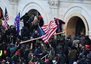 Der Gewaltausbruch von 2021 hing wie ein Schatten über dem Prozedere. (Archivbild), © Essdras M. Suarez/Zuma Press/dpa