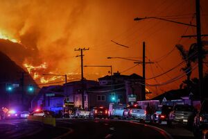 Starker Wind hat die Brände rasant angefacht., © Amy Katz/ZUMA Press Wire/dpa