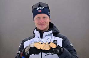 Johannes Thingnes Bö holte in Oberhof als erster Skijäger Medaillen in allen sieben WM-Rennen., © Martin Schutt/dpa