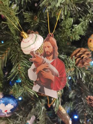 Solch skurriler Christbaumschmuck stand im Dezember zum Verkauf., © Cathy Hardman/dpa