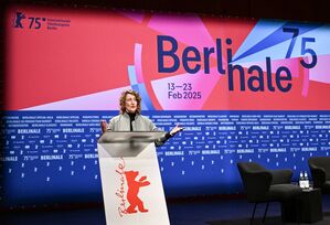 Die neue Intendantin Tricia Tuttle stellte das Programm der Berlinale vor. , © Jens Kalaene/dpa