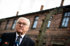 Bundespräsident Steinmeier leitete die bisher hochrangigste deutsche Delegation bei einer Gedenkfeier in Auschwitz., © Bernd von Jutrczenka/dpa