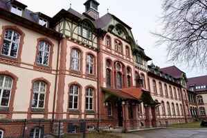 Auf dem Areal mit Wohnungen in Beelitz-Heilstätten haben sich innerhalb einiger Tage zwei Gewaltverbrechen ereignet. , © Michael Ukas/dpa