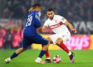  Bradley Barcola traf für PSG zur frühen Führung., © Tom Weller/dpa