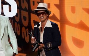 Bruno Mars ist als Performer bei der Grammy-Gala angekündigt. (Archivbild) , © Chris Pizzello/Invision via AP/dpa