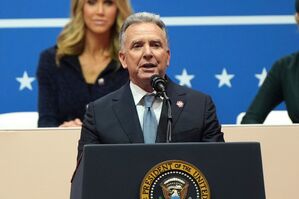 Steve Witkoff hat in Russland die Freilassung eines dort inhaftierten US-Staatsbürgers erwirkt. (Archivbild), © Matt Rourke/AP/dpa