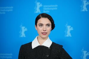 Margaret Qualley kommt mit dem Film «Blue Moon» zur Berlinale., © Sören Stache/dpa