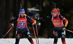 Franziska Preuß und Julia Tannheimer gingen mit der Frauen-Staffel leer aus., © Martin Schutt/dpa